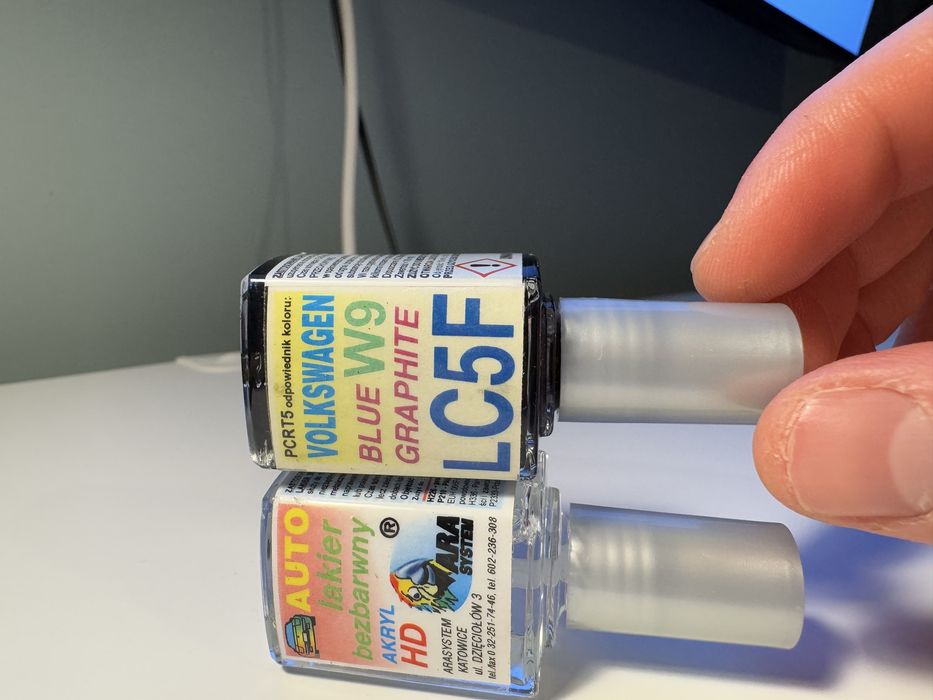 Zaprawka do lakieru Ara System Volkswagen LC5F i lakier bezbarwny vag
