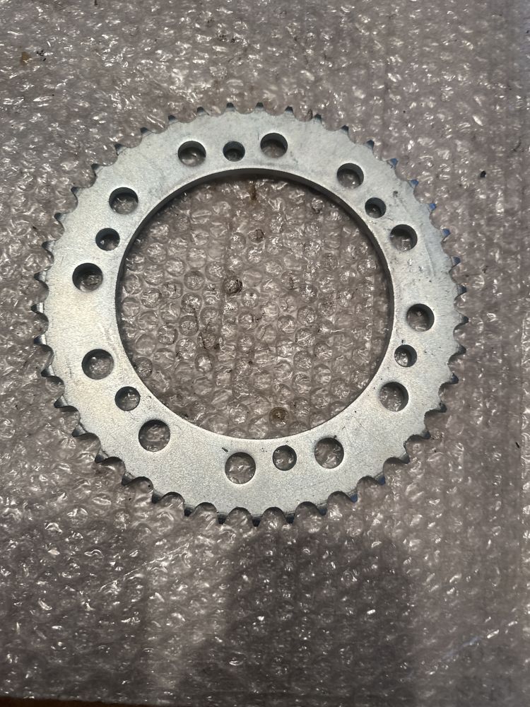 Zębatka Tylna Stal JT 50 JTR502/42 Kawasaki GPX GPZ ZR ZZR 750/1100