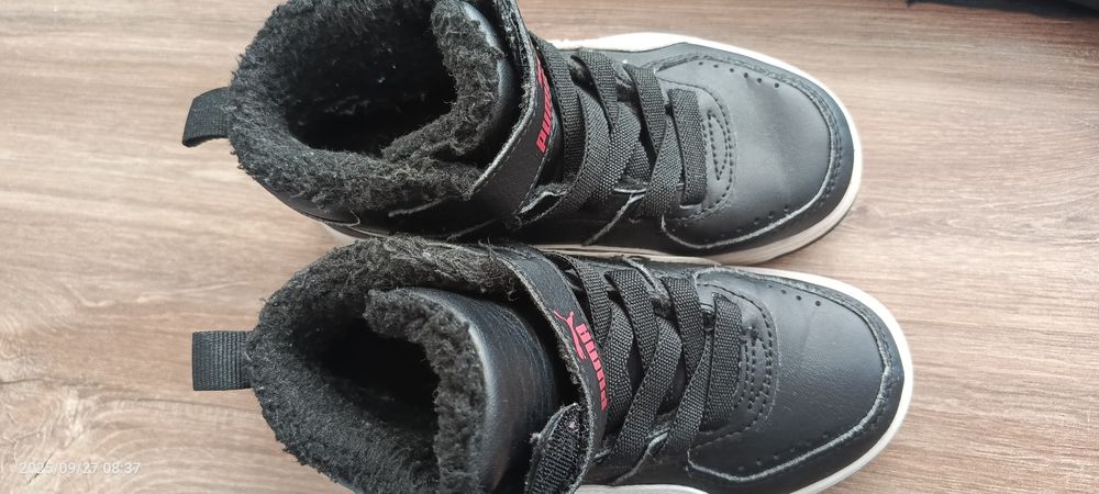 PUMA BUTY Ocieplane r 28