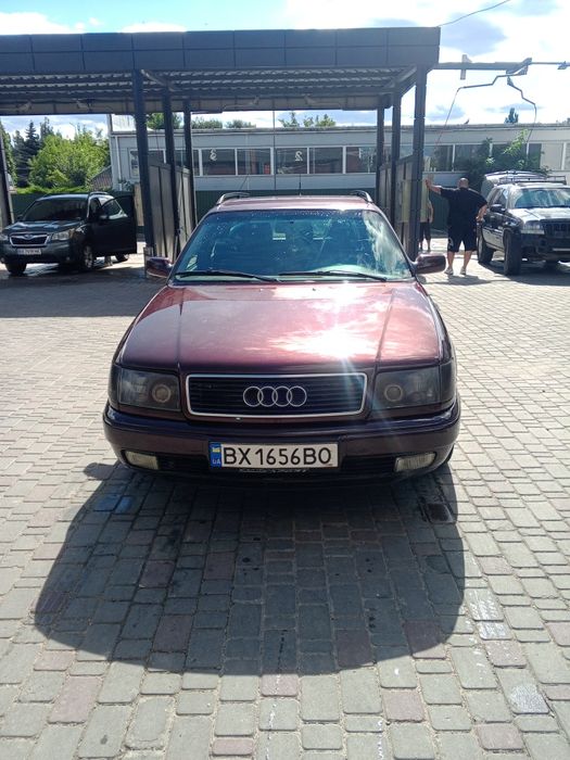 Продам Ауді 100 С4