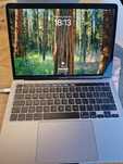 MacBook Pro 13" (A2251)  dysk SSD 1 TB  procesor I7