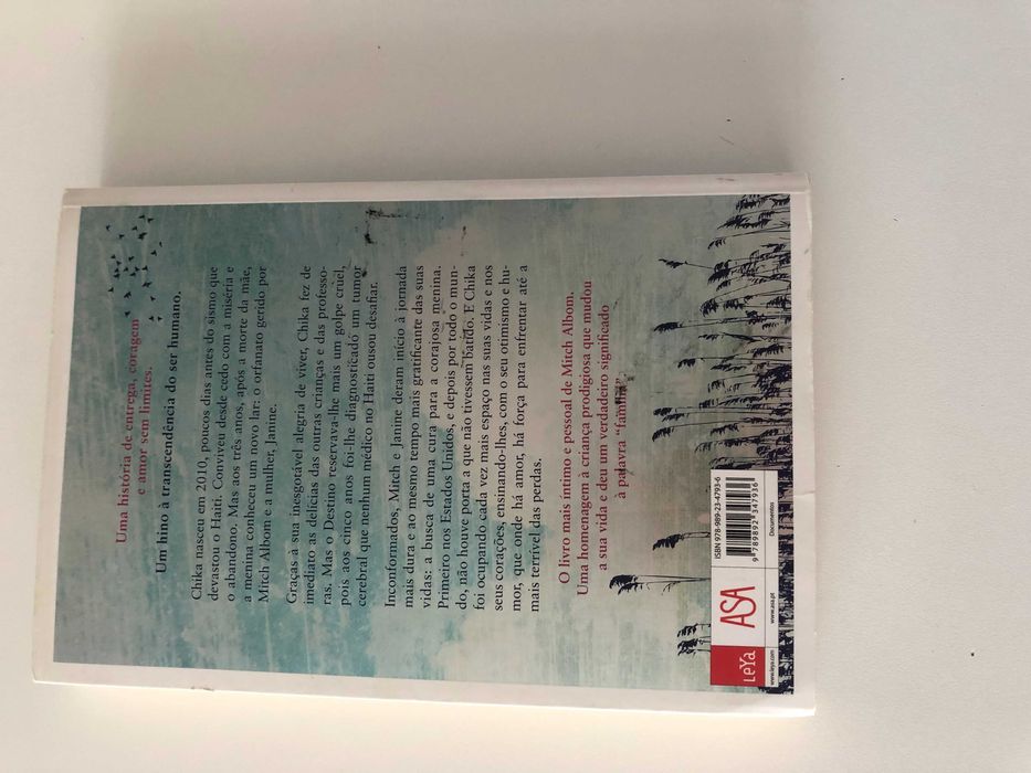 "Um Milagre Chamado Chika" de Mitch Albom