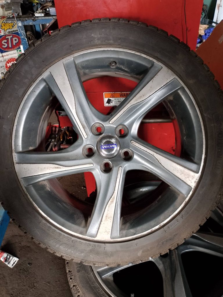 Koła Volvo R-Design 18 opony zimowe