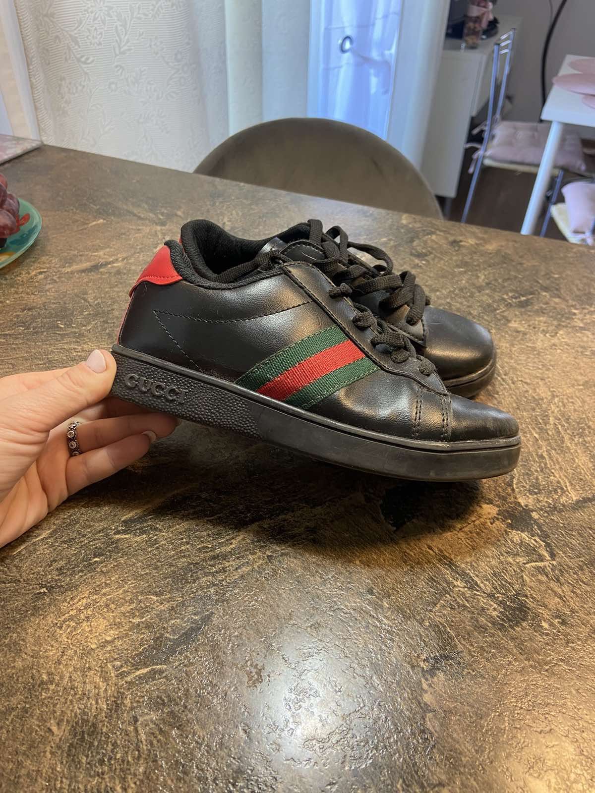Buty dziecięce gucci