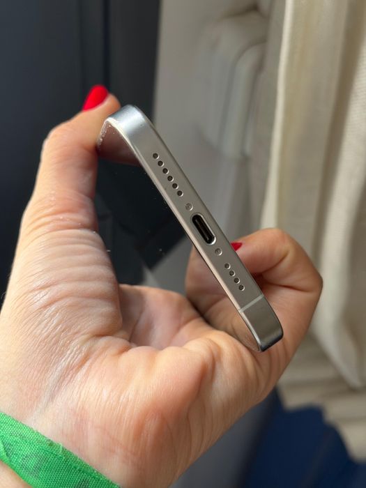 IPhone 15 Pro Max 256 gb C/ Garantia