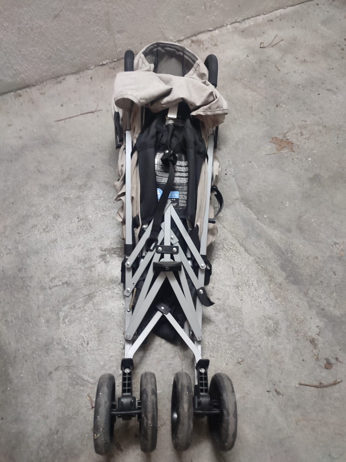 Carrinho bebé bengala