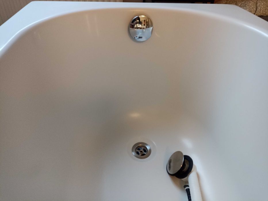 wanna akrylowa 70x170 z zestawem syfonowym