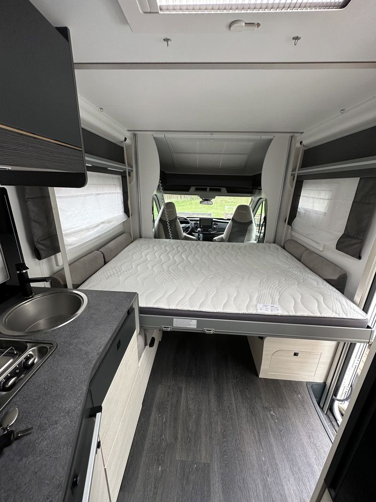 KAMPER AUTOMAT wysoki standard Chausson 720 Titanium Premium