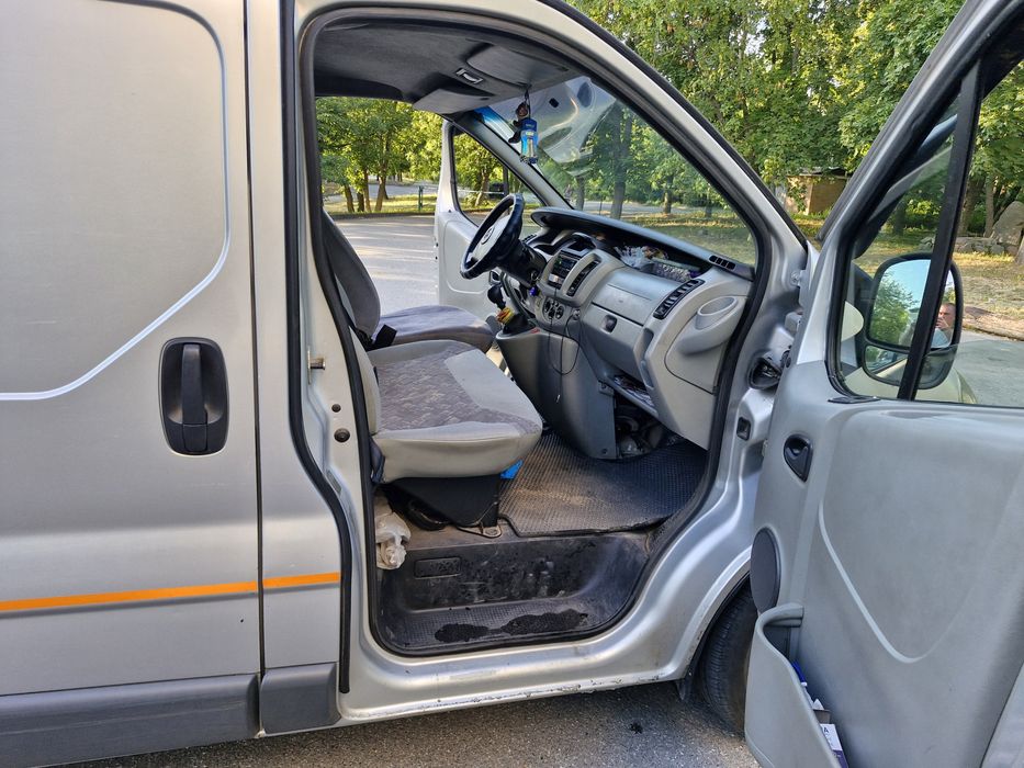 Продам опель виваро 1.9