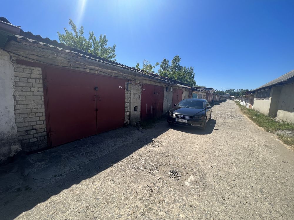 Продам гараж у ГБК-22 вул.Довженка 13 м. Івано-Франківськ