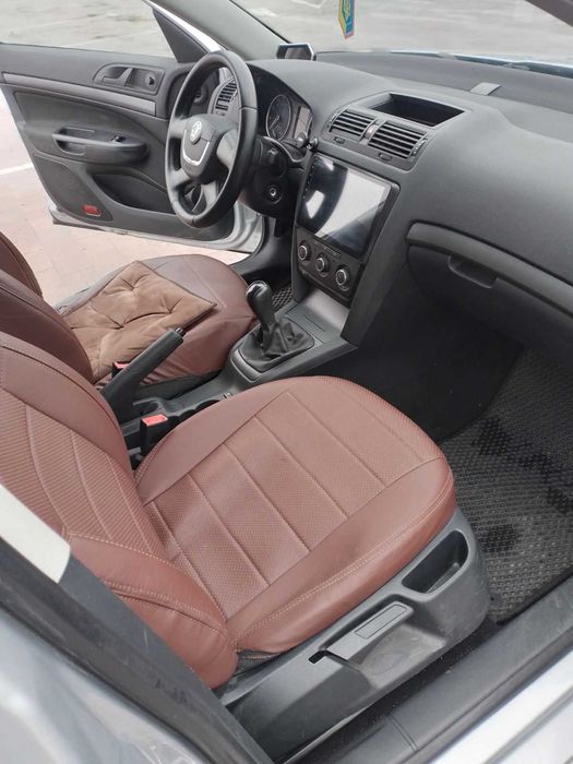 Легковий автомобіль Skoda