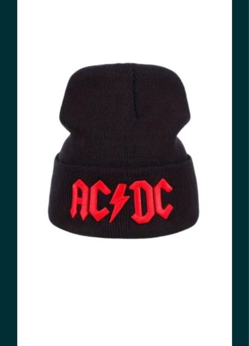 Gratka dla fanow zimowa czapka Ac/DC  rock metla uniwersalna