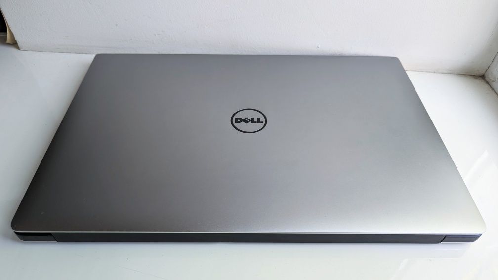 Ноутбук Dell Precision 5510 Core i7 nVidia M1000M 8-32/256-1Tb SSD m.2