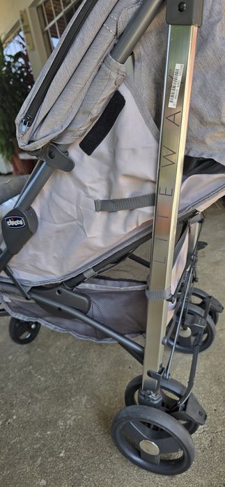 Carrinho chicco Lite Way