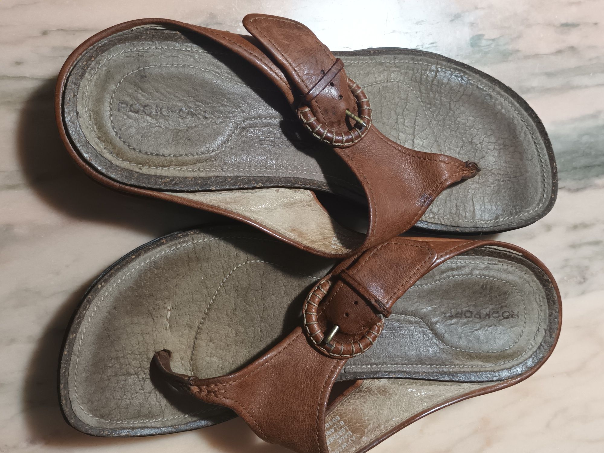 Chinelos Rockport