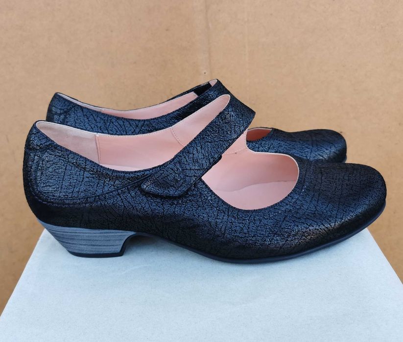 Кожаные туфли босоножки Durea 43 р. На широкую стопу Оригинал