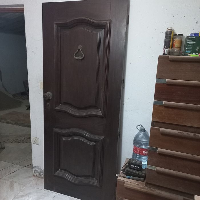 Porta entrada madeira maciça