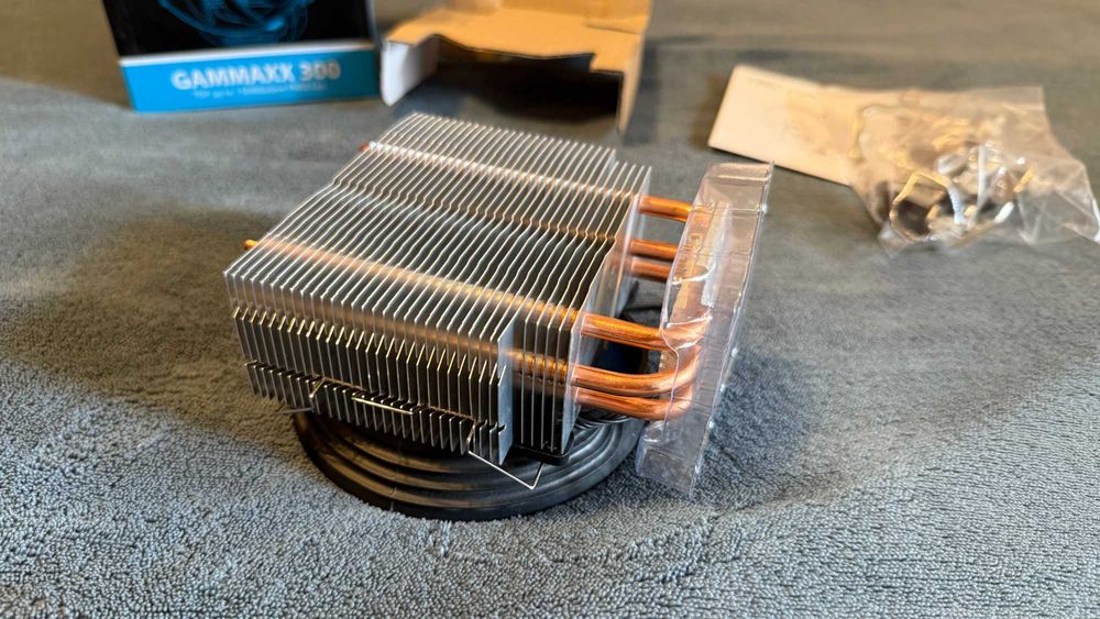 Продам кулер/вентилятор для CPU/процессора DeepCool GAMMAXX 300