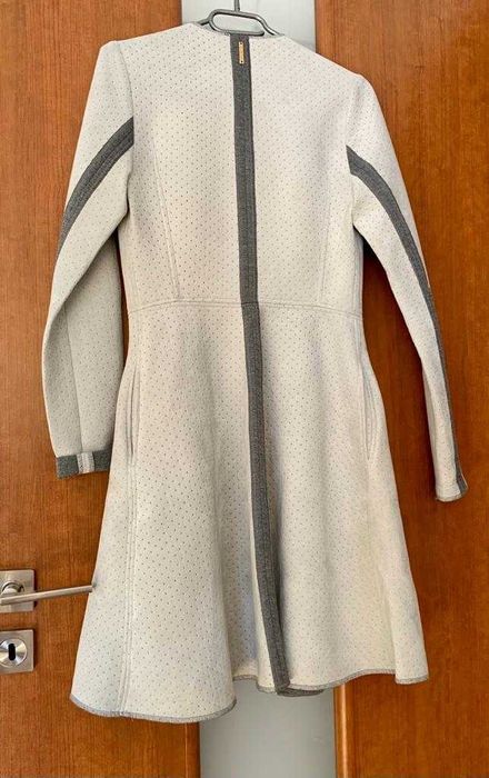 nowy płaszcz narzutka wdzianko S 36 firmy Blue Shadow wesele ślub