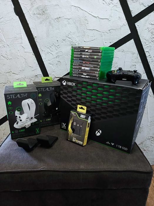 Konsola Xbox Series X 1000GB + 11 Gier + 3 Pady + Akcesoria