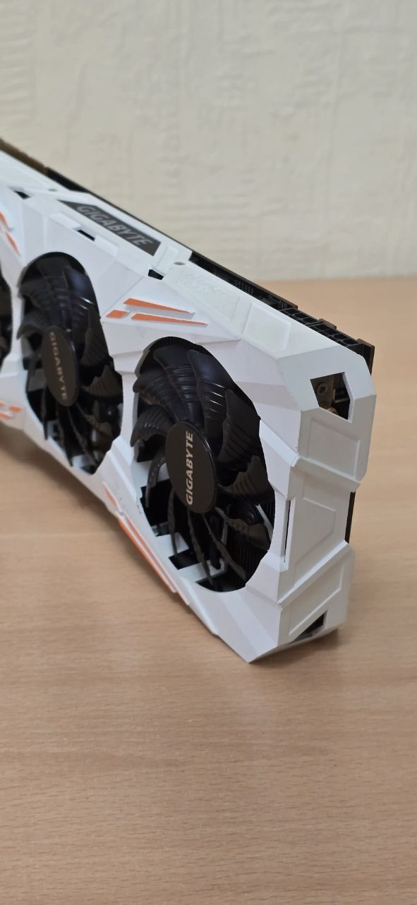 Gigabyte Gaming GTX 1080Ti 11Gb
