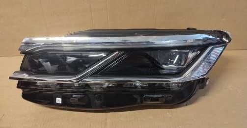 Комплект передніх фар Права Ліва Volkswagen Touareg 3 2018- FULL LED
