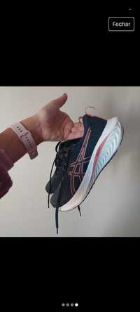 Tenis como novos ASICS