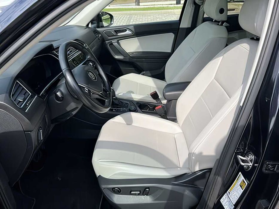 Volkswagen Tiguan      2019