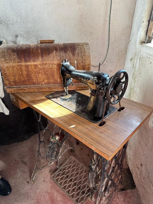 Maquina costura singer