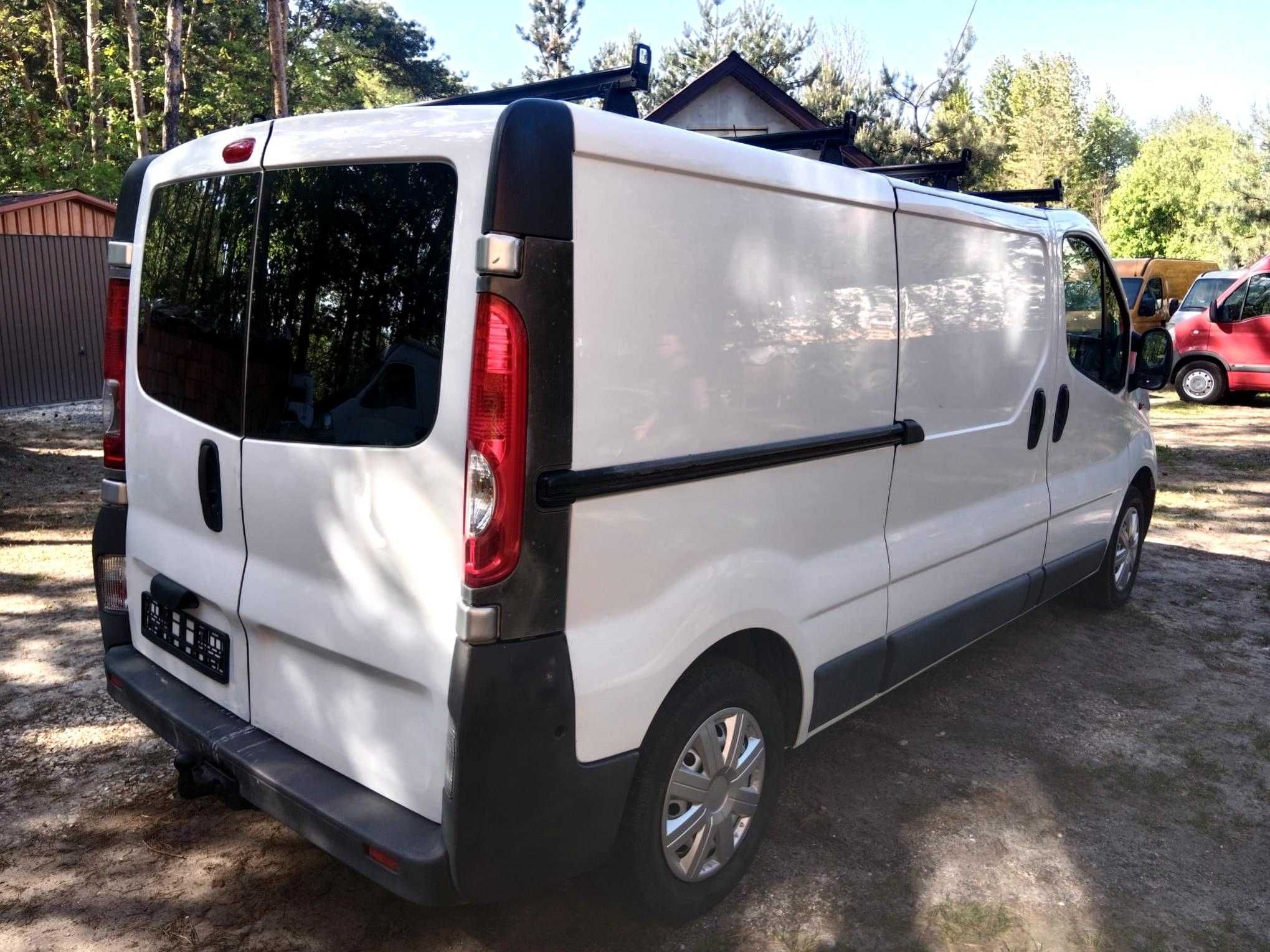 Vivaro Trafic 2,0cdti 10r