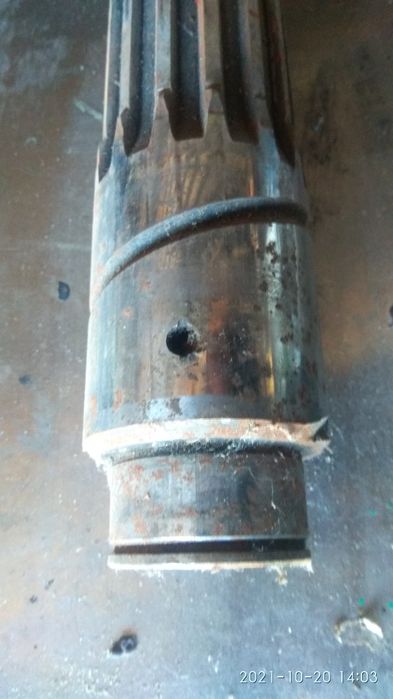 Продам запчасти на трактор ЮМЗ.