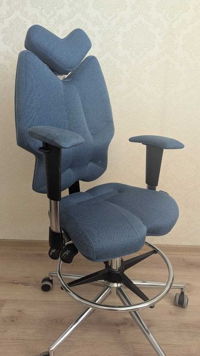 Дитяче ергономічне крісло Kulik System FLY