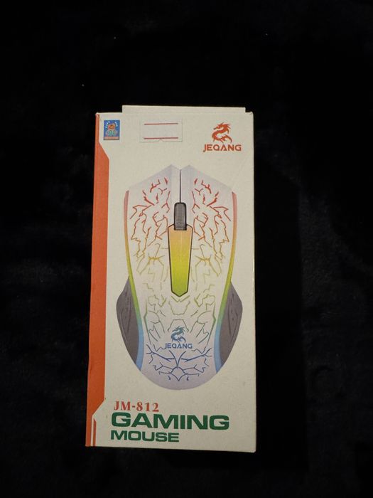 Jeqang JM-812 – przewodowa mysz gamingowa.