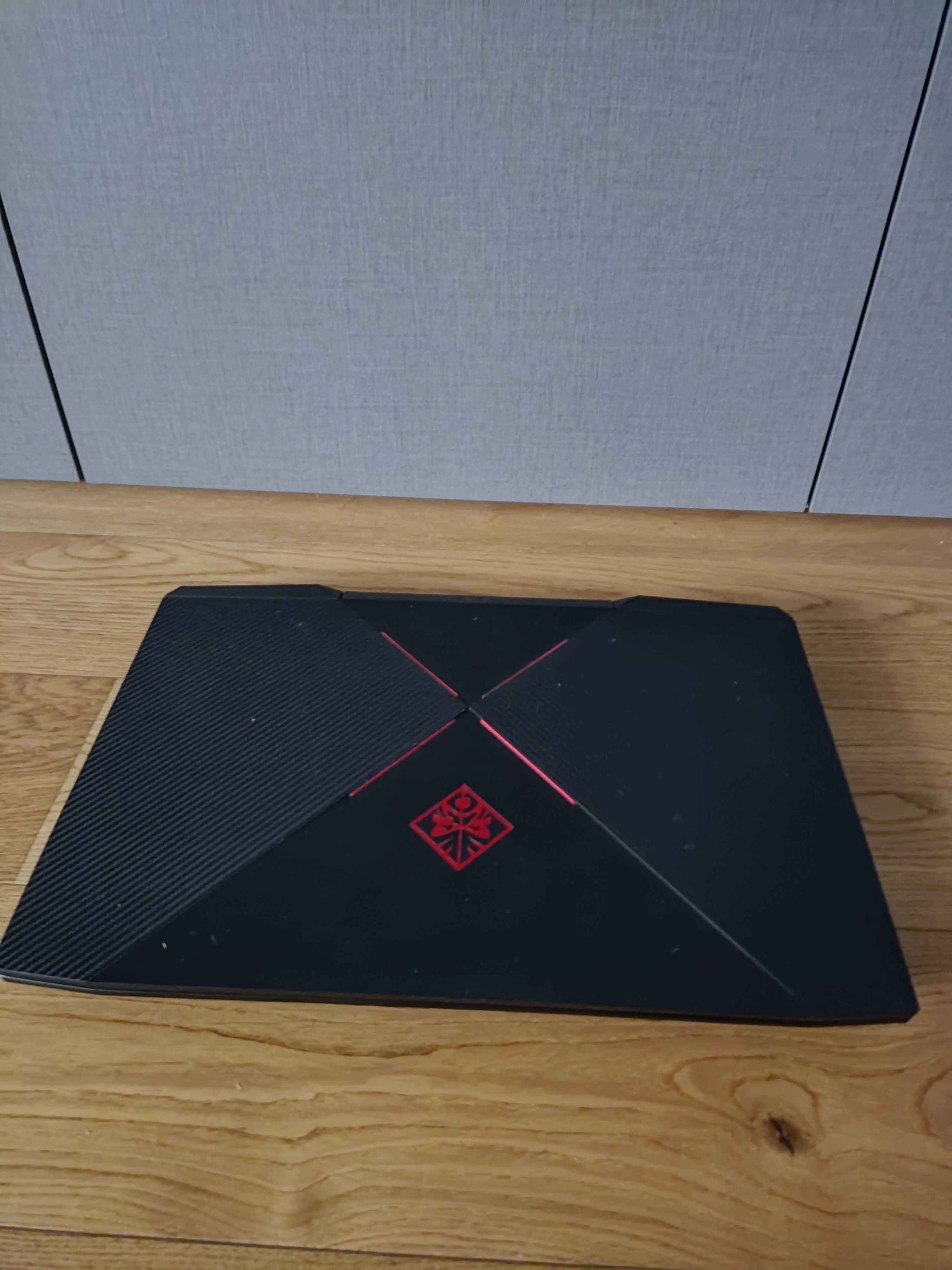 Laptop HP Omen 17-an010nw 17,3" Intel Core i5 8 GB / 1064 GB