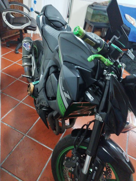 Kawasaki z 800 em excelentes condições