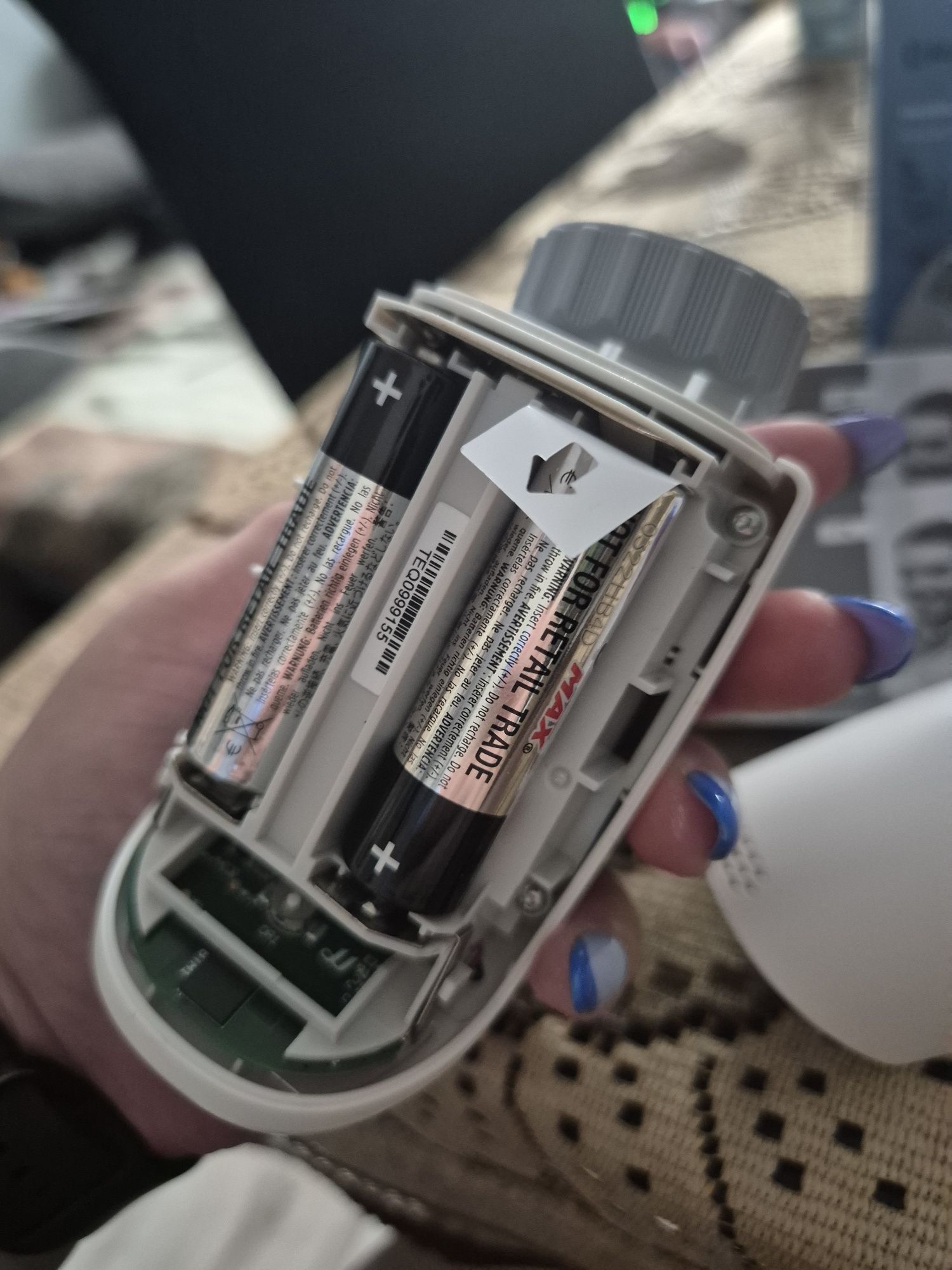 Inteligentny termostat grzejnikowy Bluetooth