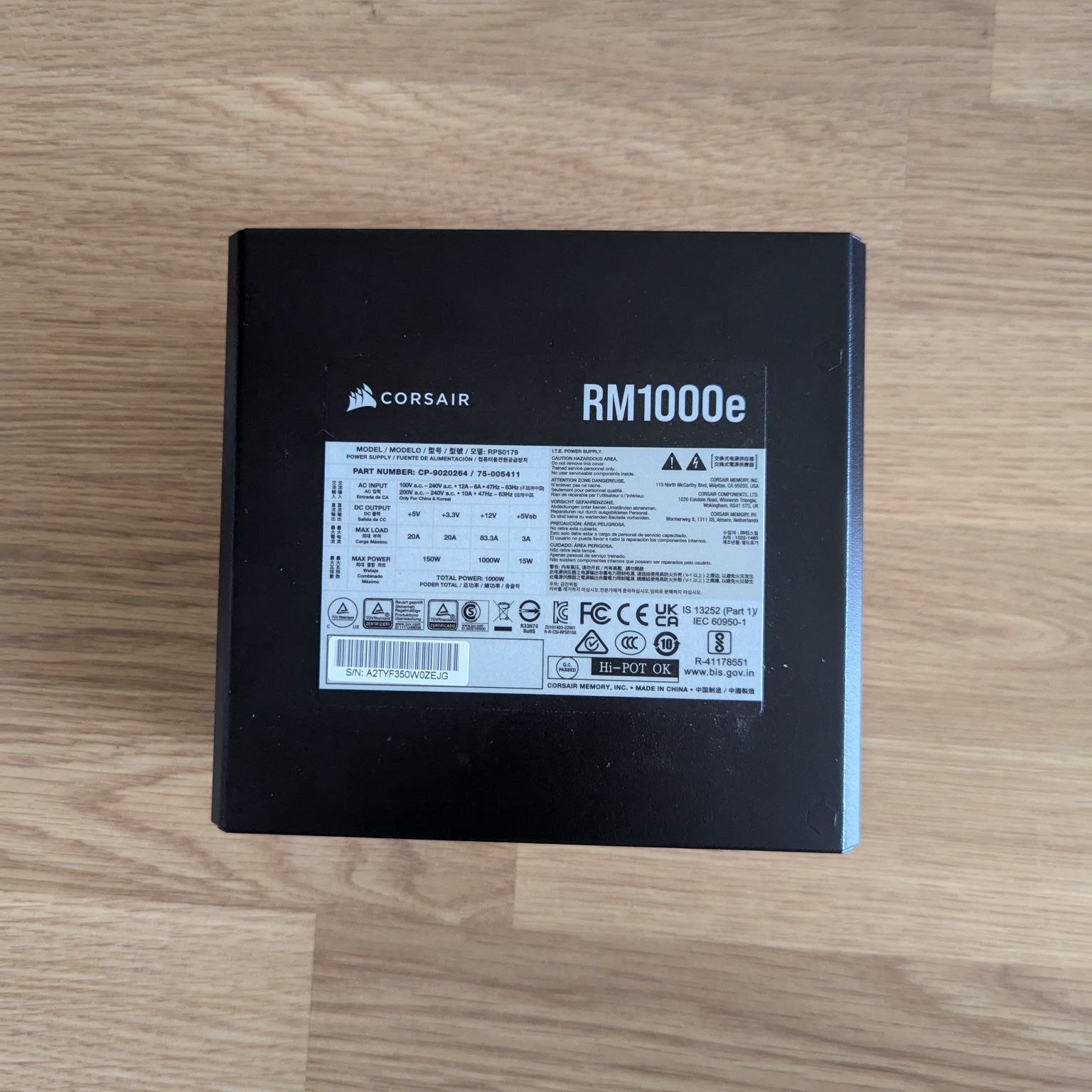 Блок живлення Corsair rm1000e