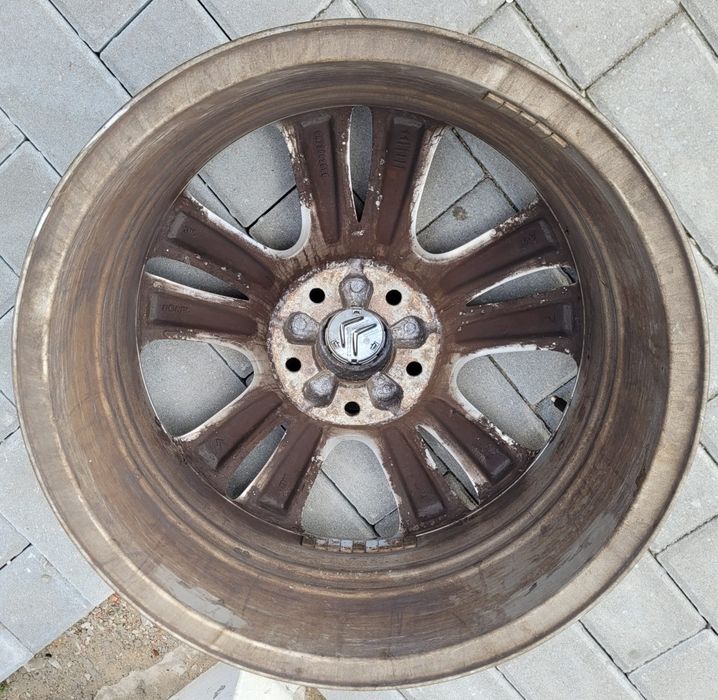 Aluminiowa felga citroen c5 x7