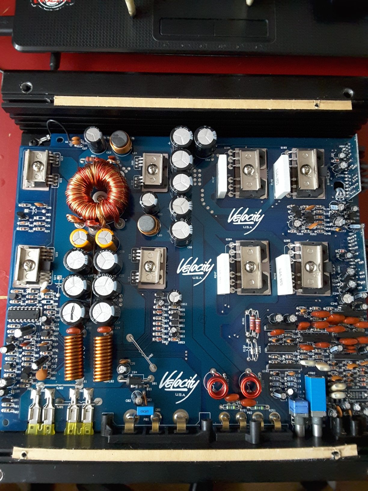 Wzmacniacz Blaupunkt VELOCITY