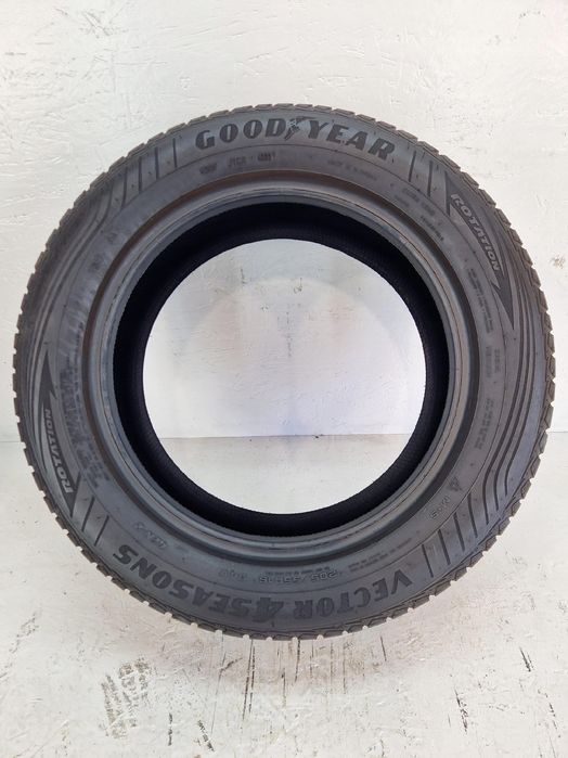Opony Goodyear Vector 4Seasons 205/55r16 94V