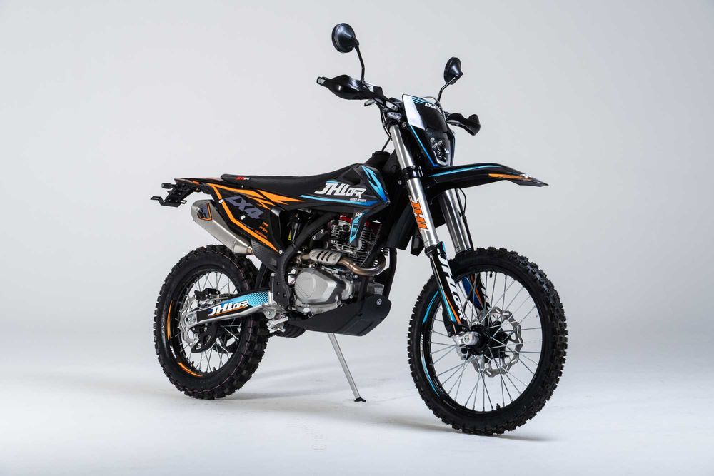 Мотоцикл JHL LX 4 300