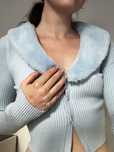 Sweter rozpinany niebieski futerko euphoria