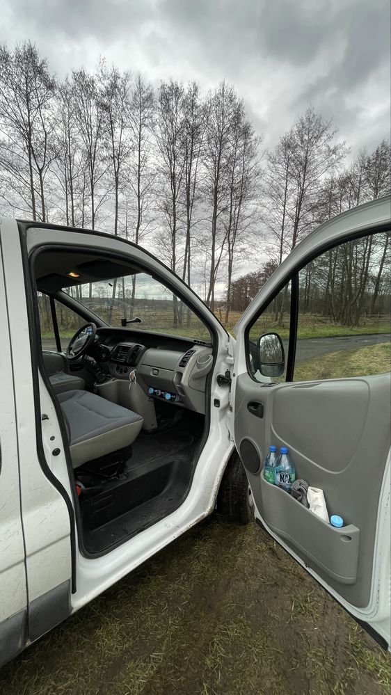 Renault Trafic 2.0 2007 faktura, oplaty wazne, 20 obserwujacych