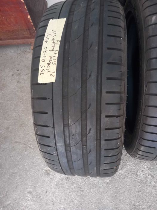 2 pneus 255/45R20 Nokian