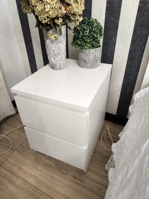 Zestaw mebli Sypialnia łòzko komoda szafki nocne