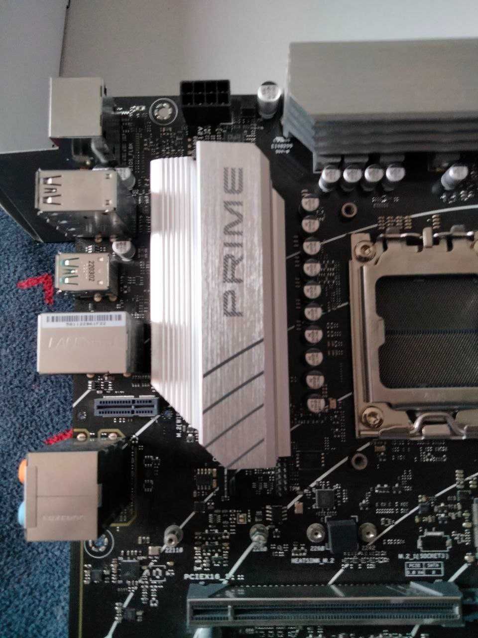 Материнська плата Asus PRIME B650-Plus AM5