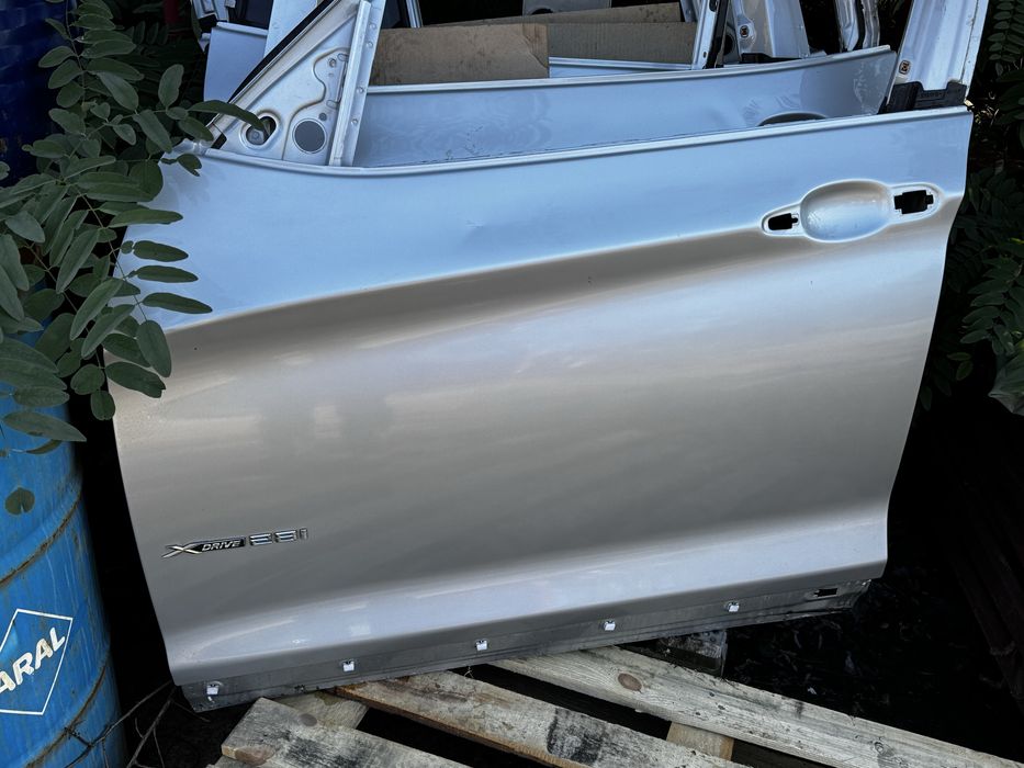 Двері бмв bmw ф25 f25 колір а83м