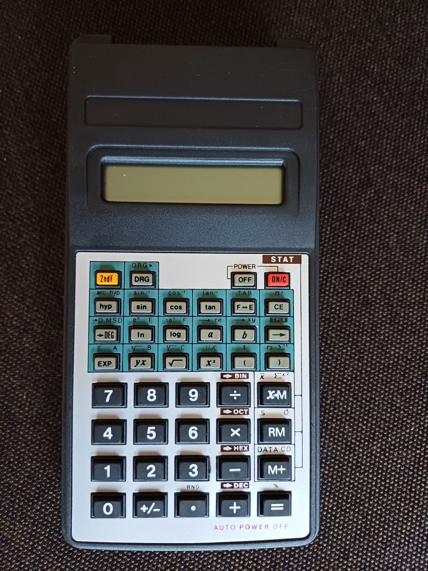 Calculadora científica modelo FX 82lb