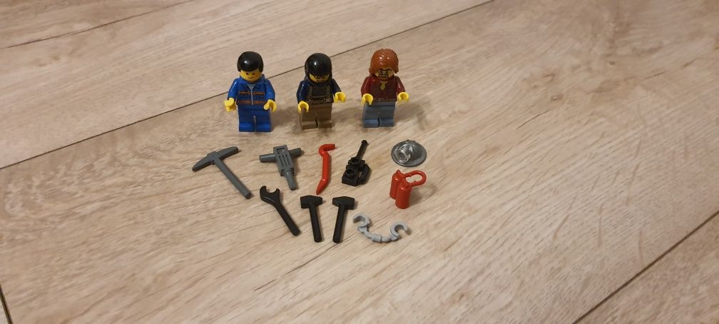 Lego figurki i akcesoria (zestaw 5)