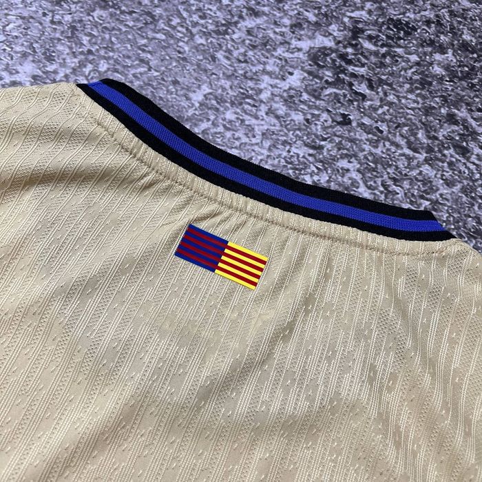 Ігрова футболка Барселона золота сезон 2025-26